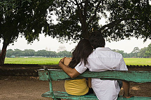 坐,夫妇,公园,加尔各答,西孟加拉,印度