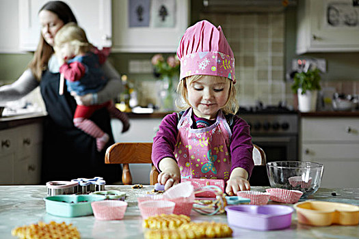 幼儿,女孩,烘制,厨房