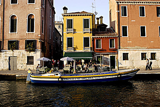 餐馆,船,运河,卡纳雷吉欧区,威尼斯,意大利,欧洲
