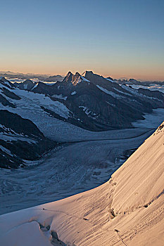 俯视图,阿尔卑斯山,少女峰,日出,伯恩,瑞士