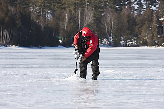 冰上钓鱼,魁北克,加拿大