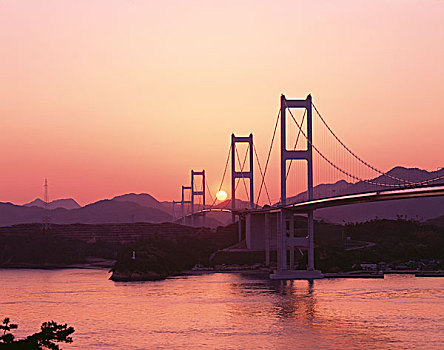 桥,日出