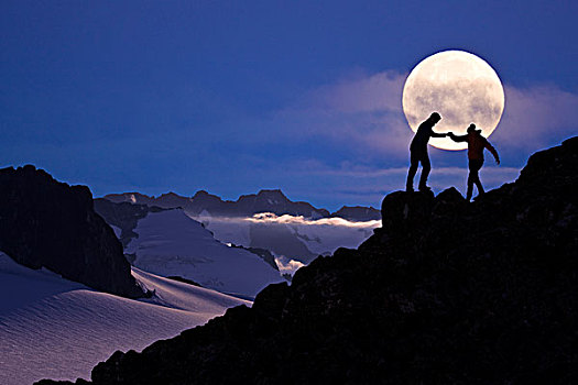 合成效果,远足者,山脊,高处,满月,背景,东南阿拉斯加