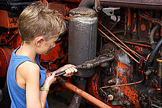 小男孩,修理,拖拉机,引擎