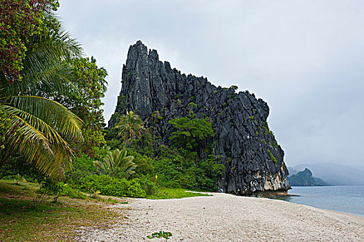 石头,东海岸,格朗德特尔,新喀里多尼亚,美拉尼西亚,南太平洋