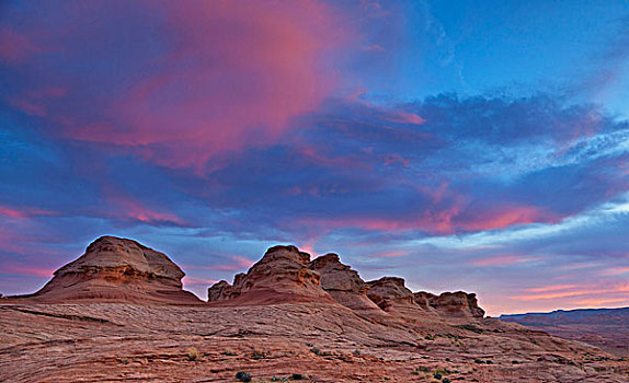 沙岩构造,日落,亚利桑那,美国