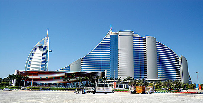 朱美拉海滩酒店,迪拜,阿联酋,2004年