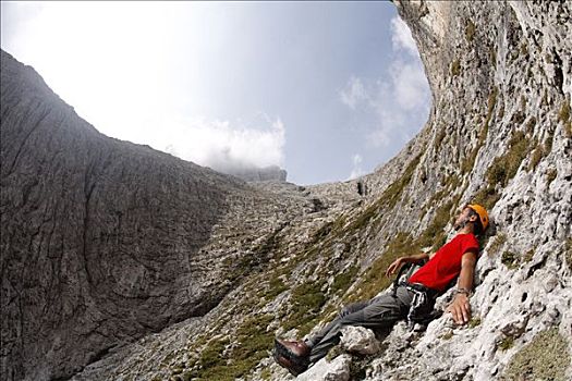 男人,躺着,石头,山丘,白云岩,意大利