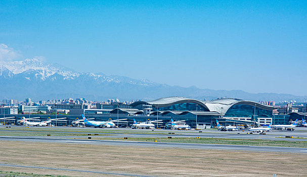 乌鲁木齐地窝堡机场全景