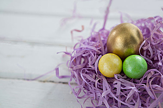 金色,复活节彩蛋,两个,涂绘,蛋,鸟窝,特写