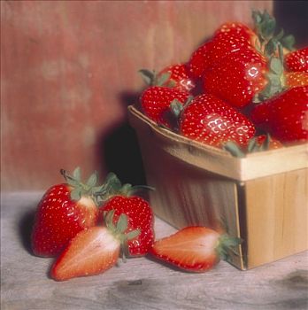 草莓,品脱,篮子,一个,平分