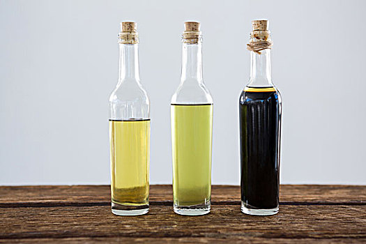 橄榄油,香醋,瓶子,特写,桌上