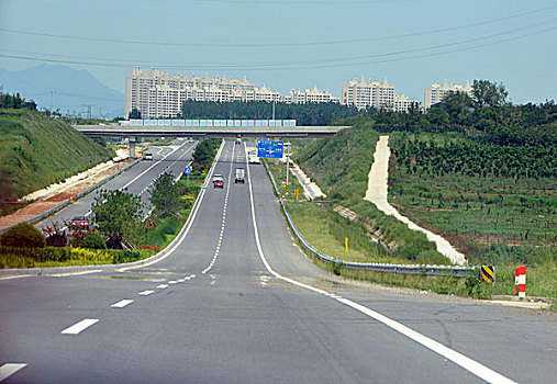 秦皇岛,秦皇半岛,大楼,城市,建筑,风貌,海港区,住宅,绿地,森林,草坪,田野,道路,寺庙,塔