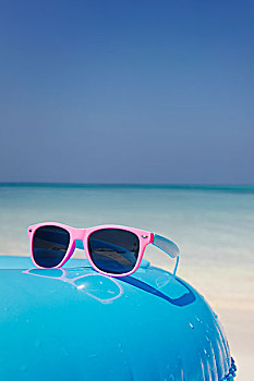 粉色,墨镜,蓝色背景,游泳圈,热带,海洋