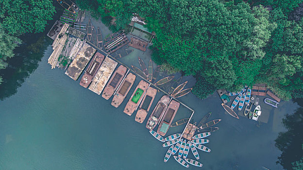 杭州西湖游船码头航拍