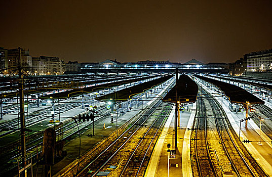 火车站,巴黎