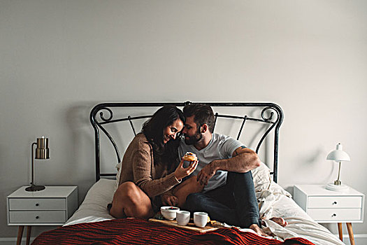 浪漫,情侣,吃饭,床上早餐