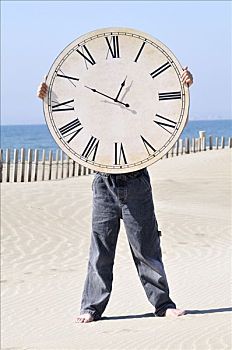 男孩,拿着,大,钟表,海滩