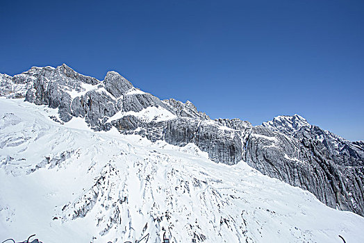 玉龙雪山