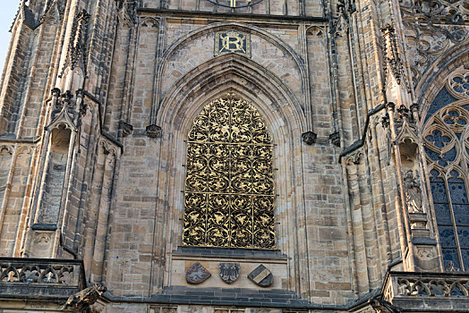 捷克布拉格城堡內著名的圣维特主教座堂建筑细节
