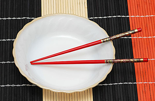 白色,盘子,筷子,木质,垫