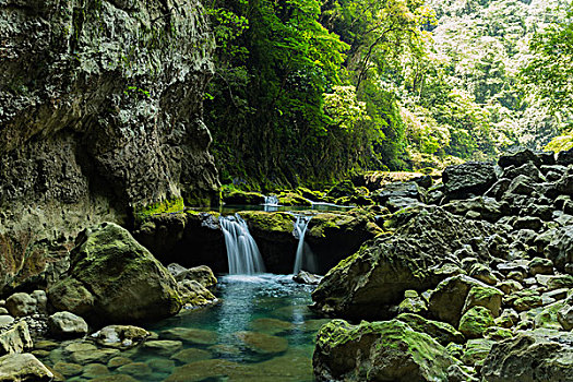 自燃山水