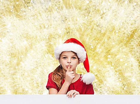 圣诞节,休假,孩子,人,概念,微笑,小女孩,圣诞老人,帽子,手指,嘴唇,上方,黄光,背景
