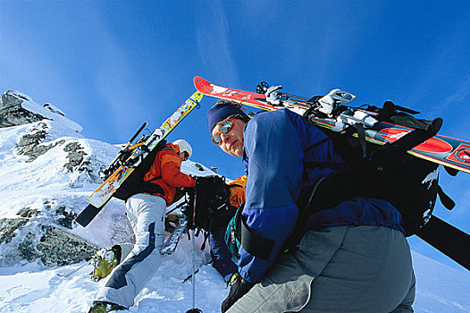 滑雪者,攀登,陡峭,山脊