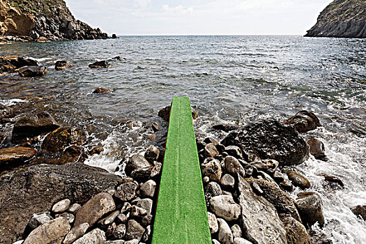 绿色,木板,上方,石头,海洋,湾,靠近,伊斯基亚,岛屿,那不勒斯湾,坎帕尼亚区,意大利南部,意大利,欧洲