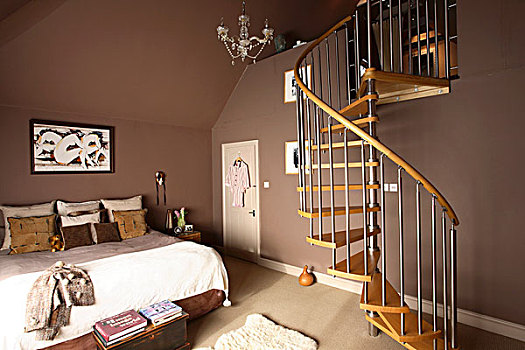 螺旋楼梯,宽蔽,卧室,褐色,墙壁