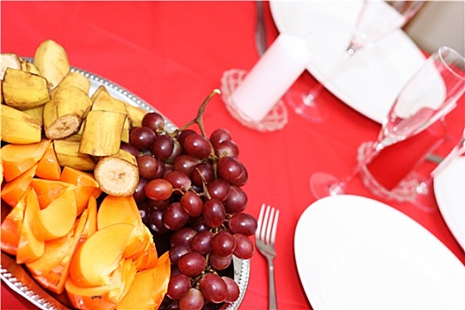 桌子,盘子,水果