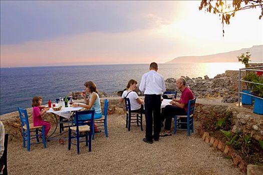 酒馆,伯罗奔尼撒半岛,希腊