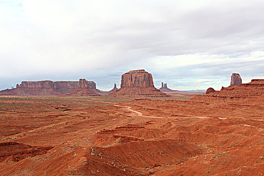 纪念碑山谷,山峰吉普车,公路,那瓦荷部落公园,那瓦荷印地安保留区,亚利桑那州,犹他州,那瓦荷族公园,北美洲,美国,风景,地标,著名景点,全景