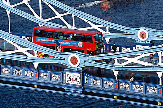 英国,伦敦,塔桥,旅游巴士