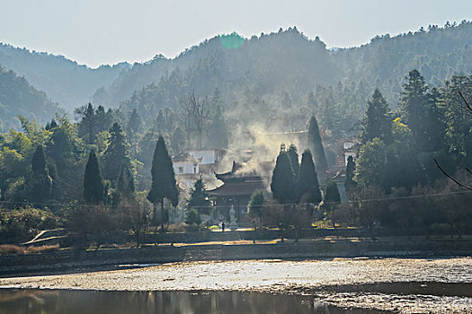 树,蓝,背景,池塘,倒影,烟,枯枝,寺庙,太阳,阳光,水,岸,淤泥,泥潭,村庄,山岗