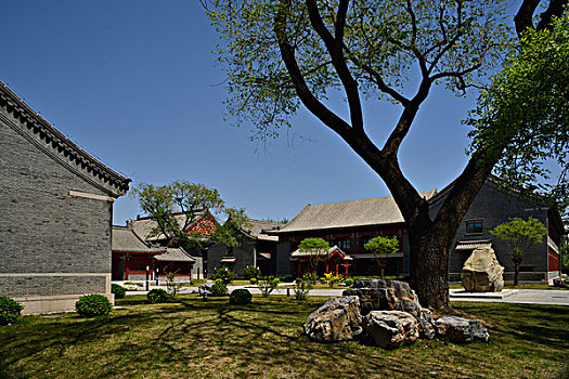 北京大学,李兆基文学苑