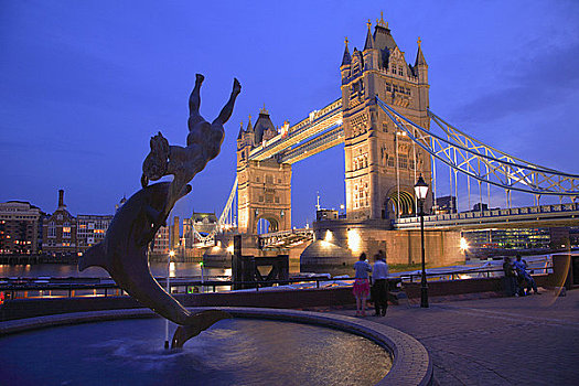 英格兰,伦敦,塔桥,女孩,海豚,大卫像,北方,泰晤士河