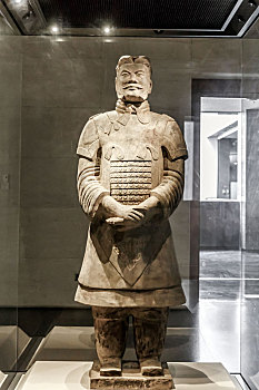 中国文字博物馆内秦将军俑