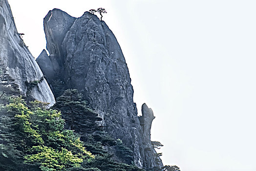 安徽省黄山市黄山风景区天狗奇石自然景观