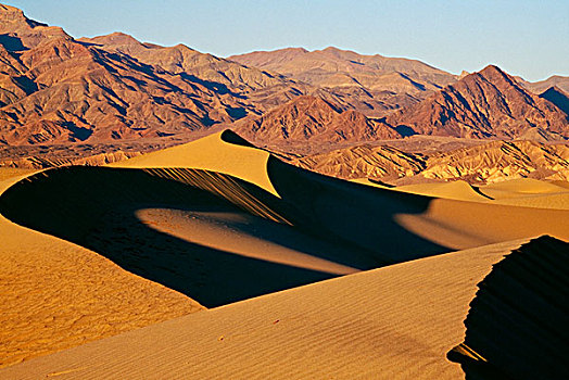 沙丘,山峦,死亡谷国家公园,加利福尼亚,美国