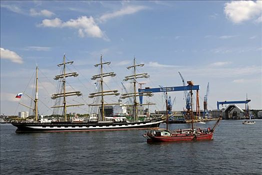 俄罗斯,高桅横帆船,正面,起重机,船厂,基尔,峡湾,星期,2008年,石荷州,德国,欧洲