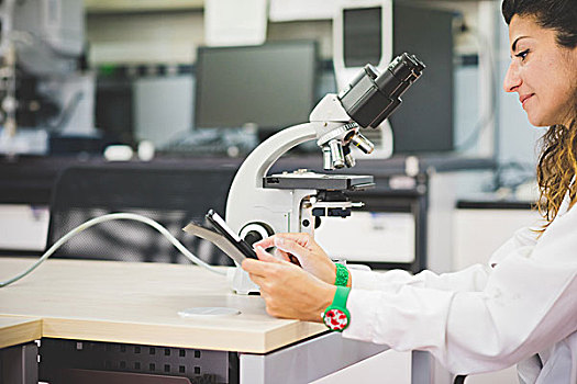 女性,科学家,数码,光学显微镜