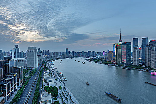 上海黄浦江两岸