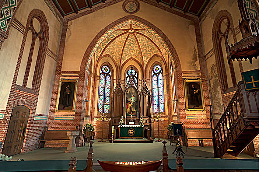 教堂高坛,新哥德式,教区教堂,梅克伦堡前波莫瑞州,德国,欧洲