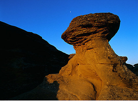 岩石构造,天空,文字,石头,省立公园,艾伯塔省,加拿大