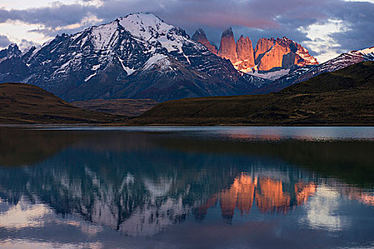拉哥裴赫湖,背影,托雷德裴恩国家公园,巴塔哥尼亚,区域,南方,智利