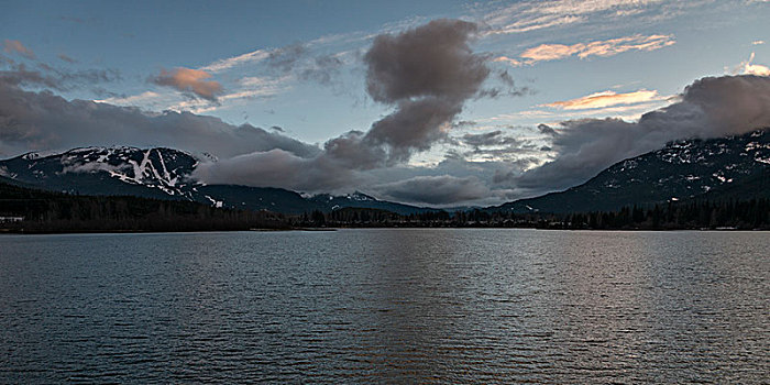 湖,山,背景,绿色,暸望,惠斯勒,不列颠哥伦比亚省,加拿大