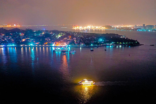 航拍福建厦门鼓浪屿风景名胜区夜景