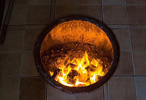 烤馕炉