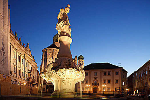 喷泉,巴洛克,建筑,大教堂,黄昏,老城,帕绍,下巴伐利亚,巴伐利亚,德国,欧洲
